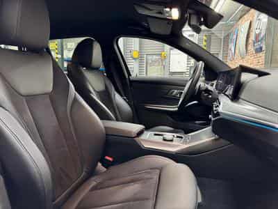 BMW 320 320dA Touring 2.0 190cv Auto M-SPORT (2022) - Photo 8