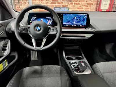 BMW 120 120iA 170cv Auto M-SPORT Design (New Modèle) (2025) - Foto 4
