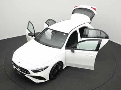 Mercedes A 200 AMG-Line Multi+Kamera+Distr+Night+19" (2025) - Foto 12