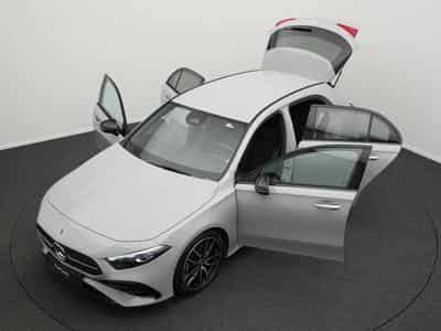 Mercedes A 200 d AMG-Line Multi+Kamera+Night+19" (2025) - Photo 12
