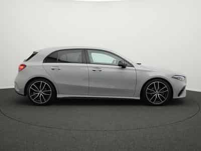 Mercedes A 200 d AMG-Line Multi+Kamera+Night+19" (2025) - Photo 5