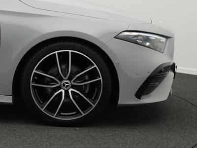 Mercedes A 200 d AMG-Line Multi+Kamera+Night+19" (2025) - Photo 6
