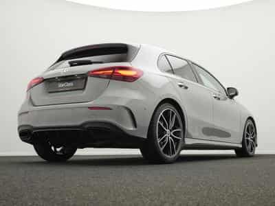 Mercedes A 200 d AMG-Line Multi+Kamera+Night+19" (2025) - Photo 9
