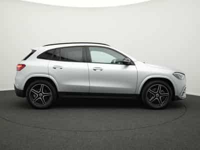 Mercedes GLA 200 d Multi+Kamera+AHK+Night+19" (2025) - Photo 5