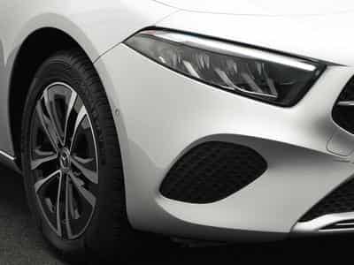 Mercedes A 250 e Kompaktlimousine (2023) - Photo 7