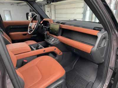 Land-Rover Defender (2026) - Photo 11