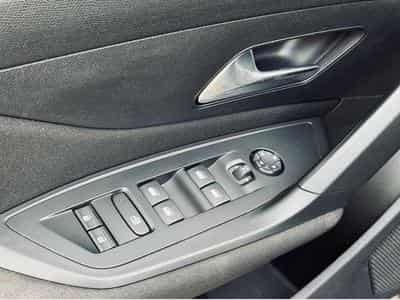 Peugeot 308 308 SW 1.5 BlueHDi Active Pack S (2022) - Photo 11