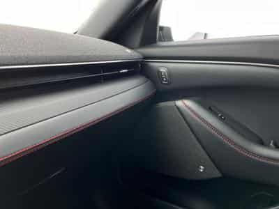 Ford Mustang Mach-E Premium (2021) - Photo 9