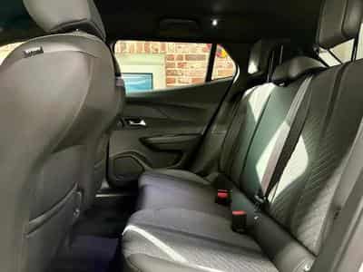 Peugeot 2008 (2025) - Photo 6