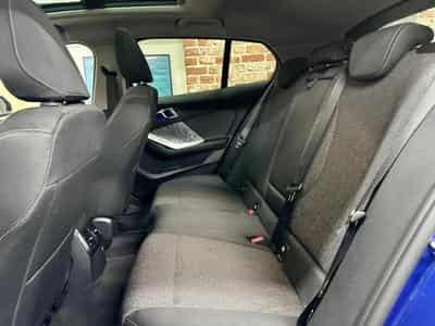 BMW 120 (2025) - Photo 6