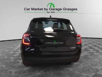 Fiat 600 Hybride ICON (2024) - Photo 4