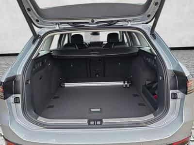 VW Passat Variant 2.0 TDI 110 kW Elegance (2026) - Photo 14
