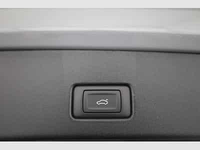Audi Q4 e-tron 45 e-tron basis quattro (2026) - Photo 13