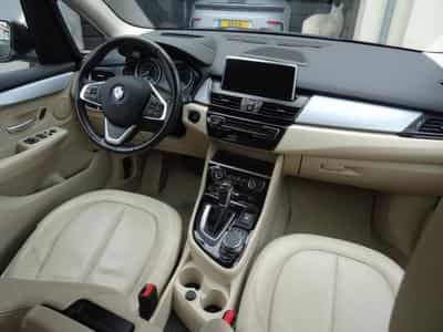 BMW 225 XE IPERFORMAN (2017) - Foto 13