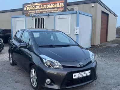 Toyota Yaris Hybrid 1.5 VVT-i Life 1-prop Automatique (2012) - Photo 1
