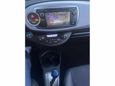 Toyota Yaris Hybrid 1.5 VVT-i Life 1-prop Automatique (2012) - Photo 11