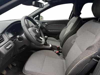 Renault Captur 1.0 Tce Techno (2025) - Foto 8