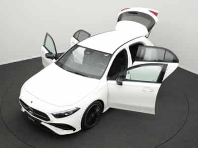 Mercedes A 200 d AMG-Line Multi+Kamera+Night+19"+AHK (2025) - Photo 12