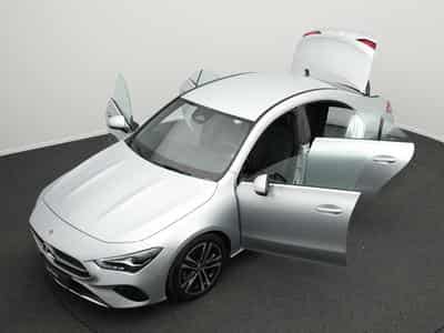 Mercedes CLA 180 d Cpe Progressive LED+Kamera+18"+Keyless (2025) - Photo 12