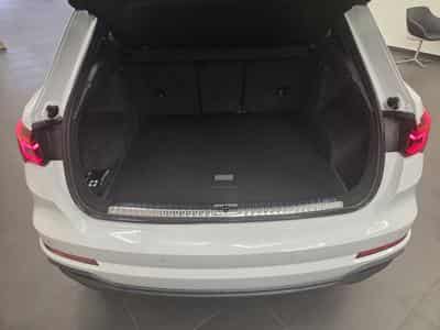 Audi Q3 S line 35 TFSI 150 CV / 110 KW S tronic (2022) - Foto 8