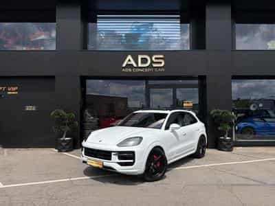 Porsche Cayenne GTS (2025) - Photo 1