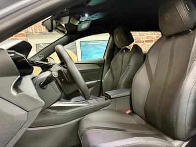 Peugeot 308 308 SW 1.6 220cv Hyb-Ess Auto GT (2024) - Photo 5