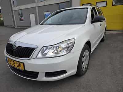 Skoda Octavia Combi 1.6 Tdi 105 CV Garantie 12 Mois (2011) - Photo 1
