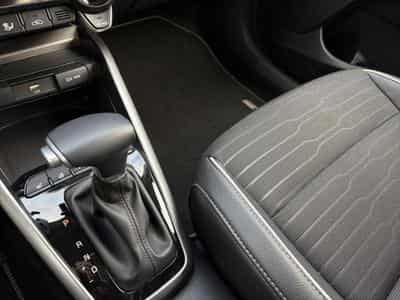 Kia Stonic 1.0 T 100 GT Line DCT (2024) - Foto 9