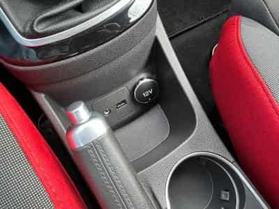 Ford Fiesta Fiesta Sport *SHZ*Zahnriemen gewechselt*Euro5* (2013) - Photo 14