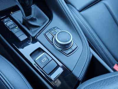 BMW X2 SDRIVE16D BOITE AUTO PACK M CUIR GPS BLUETOOTH CAMERA ATTELA (2021) - Photo 14