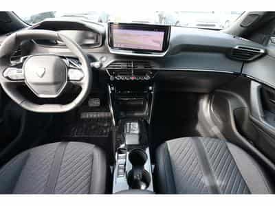 Peugeot 2008 1.2 Hybrid e-DSC6 145 Allure (2025) - Photo 9