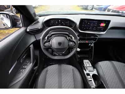Peugeot 2008 1.2 Hybrid e-DSC6 145 Allure (2025) - Photo 7