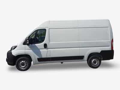 Peugeot Boxer 2.2 BlueHDI  140 L2H2 333 (2026) - Photo 4