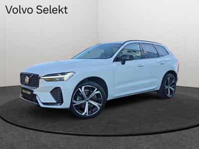 Volvo XC60 B4 Plus Dark / Essence (2024) - Foto 1
