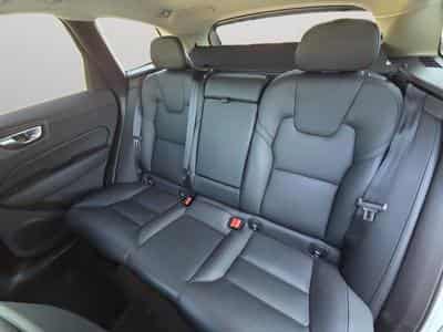 Volvo XC60 B4 Plus Dark / Essence (2024) - Foto 14