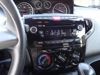Lancia Ypsilon 0.9 Automatique (2013) - Photo 7