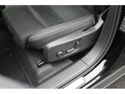 Volvo XC40 2.0 B4 MHD 197  Black Edition (2026) - Photo 13