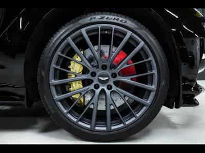 Aston-Martin DBX 707 4.0 V8 - ONYX BLACK METALLIC (2023) - Photo 8