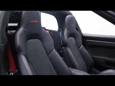 Porsche 911 Targa 4 GTS PDK (2024) - Photo 13