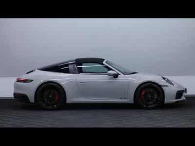 Porsche 911 Targa 4 GTS PDK (2024) - Photo 4