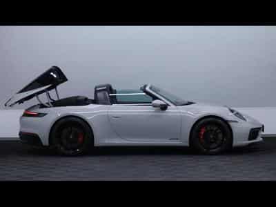 Porsche 911 Targa 4 GTS PDK (2024) - Photo 5
