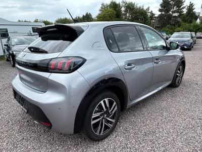 Peugeot 208 208 GT Pack *Automatik* Panorama*Kamera*ACC* (2022) - Photo 4