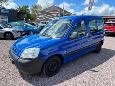 Peugeot Partner Partner 1.9D*LKW Zulassung* ZV*Servo*elek. Fenst (2005) - Photo 1