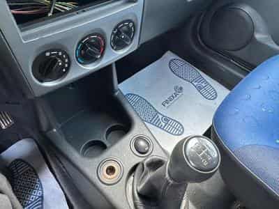 Peugeot Partner Partner 1.9D*LKW Zulassung* ZV*Servo*elek. Fenst (2005) - Photo 12