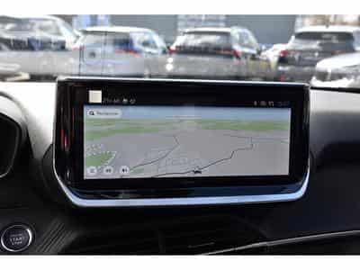 Peugeot 2008 1.2 Hybrid 145 Allure e-DCS6 ACC LANE SIDE GPS CAM360 1°MAIN (2025) - Foto 9