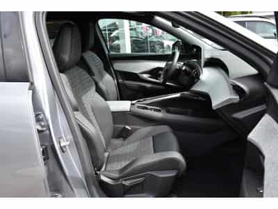 Peugeot 5008 Hybrid 145 Allure e-DCS ACC SG CHFF CAM360 NEUF (2026) - Foto 7