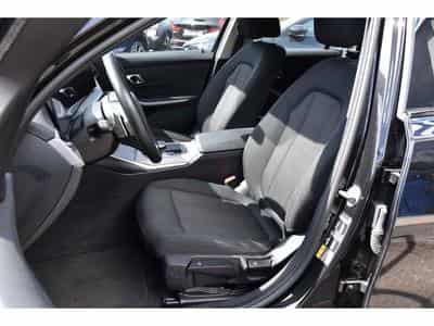 BMW 320 eA Touring PHEV 32g CO2 REGUL LANE GPS CAM PARK 1° MAIN (2023) - Foto 7