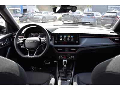 Skoda Kamiq 1.5 TSI Monte Carlo DSG PANO ACC TRAVEL SIDE KESSY NEUF (2026) - Foto 10