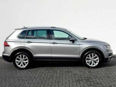 VW Tiguan Tiguan Highline 2.0 TDI DSG 4Motion /ACC/CAM/AHK (2019) - Photo 4