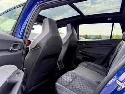 VW Golf Golf 8 R Line 1.5 eTSI DSG /LED/ACC/AHK/CAM/ (2023) - Photo 14